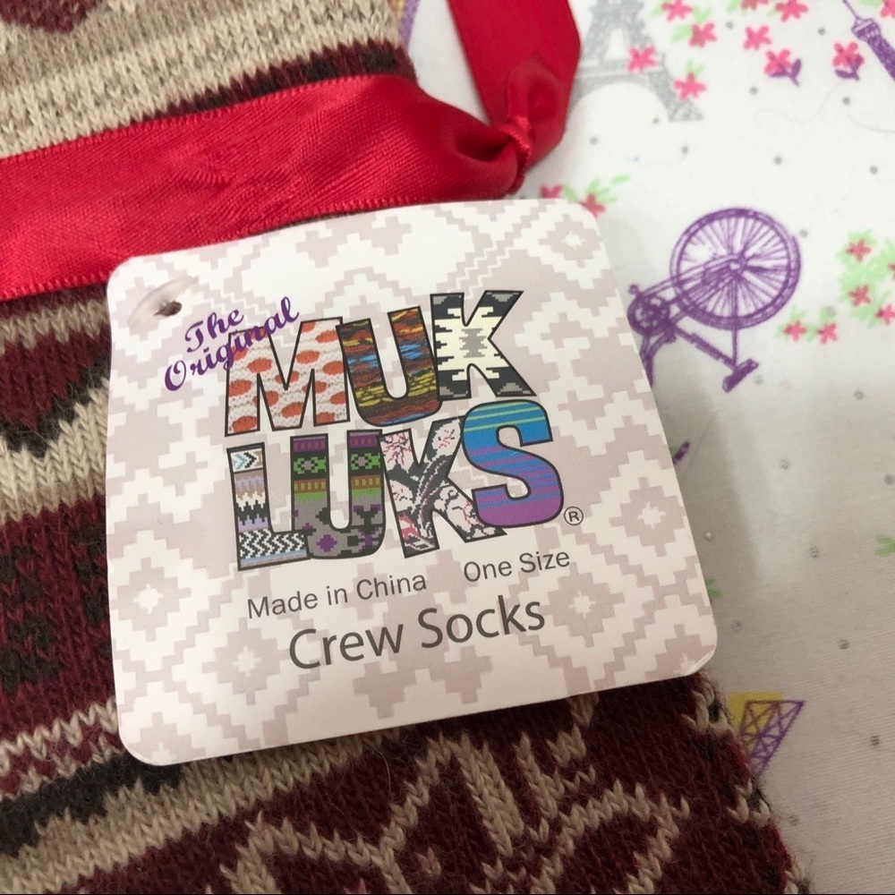 Muk Luks” Crew Socks